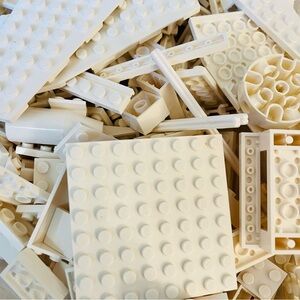 LEGO | Random assortment of white lego bricks, pieces, and parts 1lb +